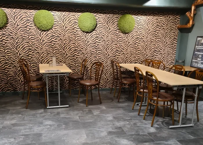Jailbreak lounge